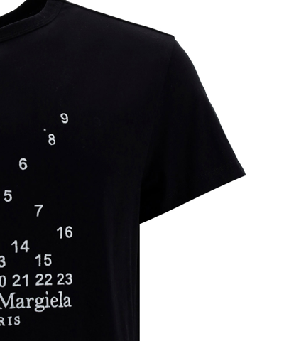 Shop Maison Margiela T-shirt In Black