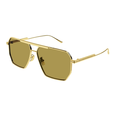Shop Bottega Veneta Eyewear In Oro/giallo