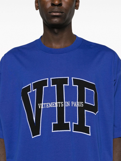 Shop Vetements Vip Logo T-shirt In Blue