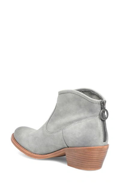 Söfft Aisley Bootie In Moon Grey