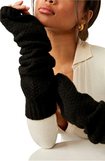 Shop Free People Amour Knit Arm Warmers In Black