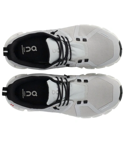 On Cloud 5 Waterproof Running Shoe In Grey