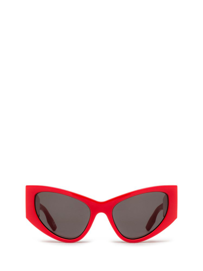 Shop Balenciaga Eyewear Monaco Cat In Red