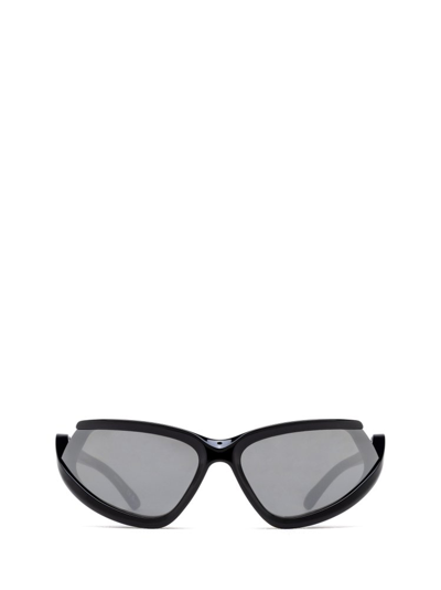 Shop Balenciaga Eyewear Side Xpander Cat In Black