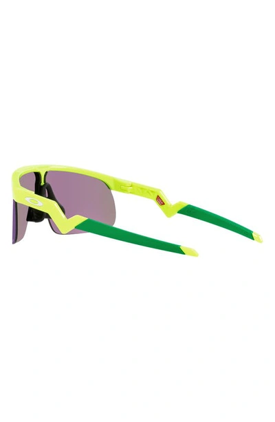 Oakley Geometric Frame Sunglasses In Light Green
