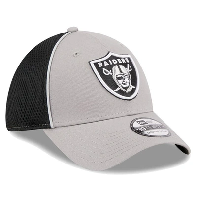 Shop New Era Gray Las Vegas Raiders  Pipe 39thirty Flex Hat