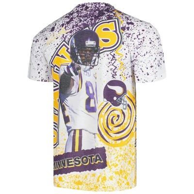 Mitchell & Ness Men's  Randy Moss White Minnesota Vikings Retired Player Name And Number Burst T-shir In White