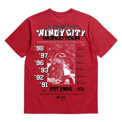 Shop Bleacher Report Unisex  X Mitchell & Ness Red Chicago Bulls World Tour T-shirt