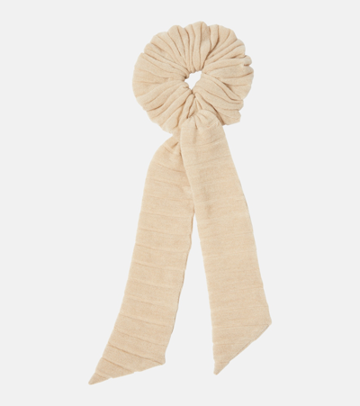 Shop Loro Piana Cocooning Cashmere Scrunchie In Beige