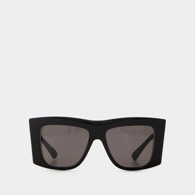 Shop Bottega Veneta Sunglasses -  - Black/grey