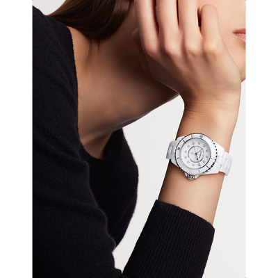 Pre-owned Chanel White H5703 J12 Steel, Ceramic And 0.06ct Diamond Quartz Watch