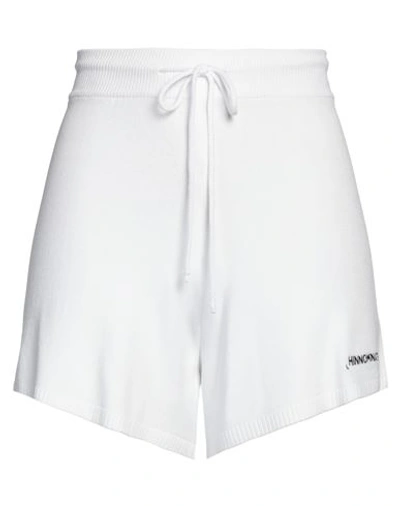 Hinnominate Woman Shorts & Bermuda Shorts White Size S Viscose, Elastane In White