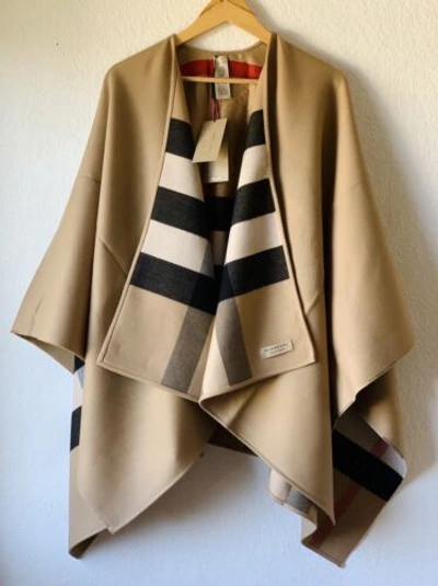 Pre-owned Burberry Cape/ Poncho