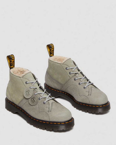 Shop Dr. Martens' Herren Church Nubuck Leder Ankle Stiefel In Grau