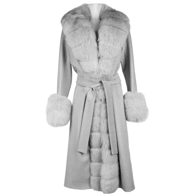 Shop Made In Italy Elegant Wool Coat With Luxurious Fox Fur Women's Trim In Gray