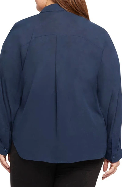 Nydj Becky Recycled Polyester Georgette Popover Blouse In Oxford Navy