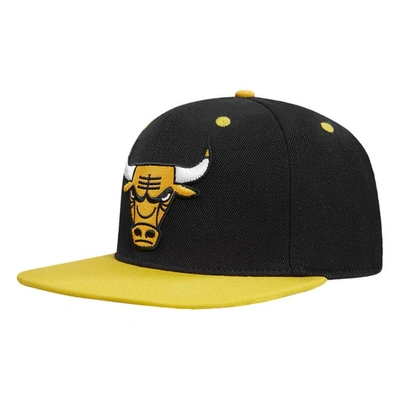 Shop Pro Standard Black/yellow Chicago Bulls Sneaker Hook Snapback Hat