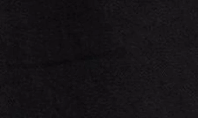 Noah Selvedge Straight Leg Jeans In Black