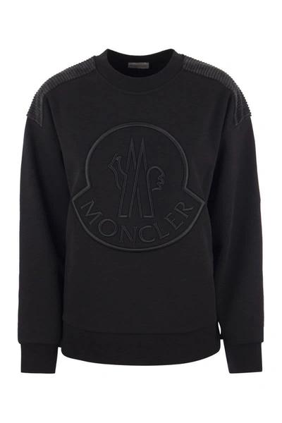 Shop Moncler Sweatshirt With Embroidered Logo In Black