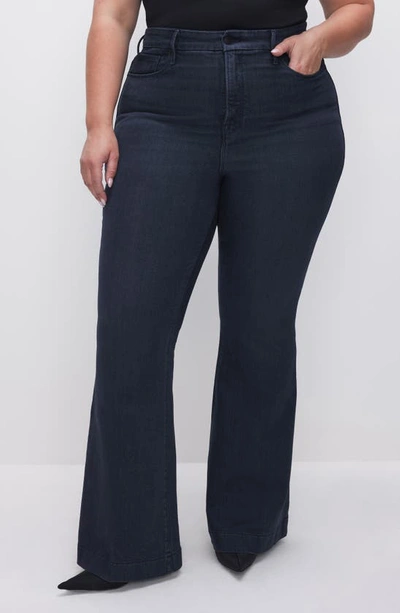 Shop Good American Good Legs Flare Jeans In Indigo516