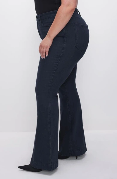 Shop Good American Good Legs Flare Jeans In Indigo516