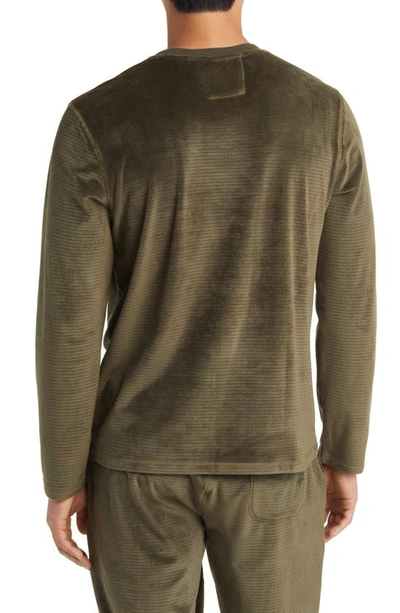 Shop Daniel Buchler Chainlink Velour Long Sleeve Pajama T-shirt In Army
