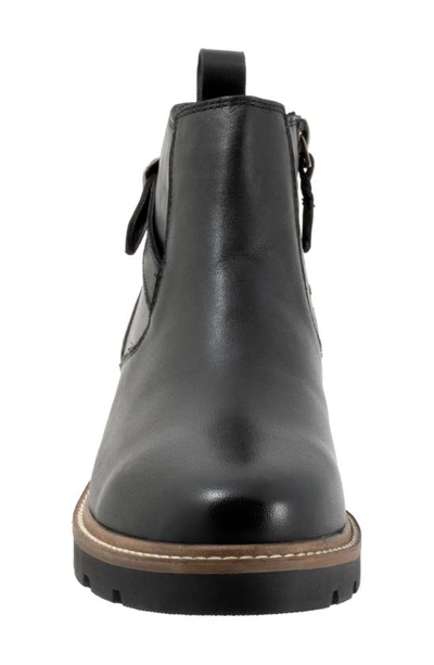 Softwalk Waneta Bootie In Black