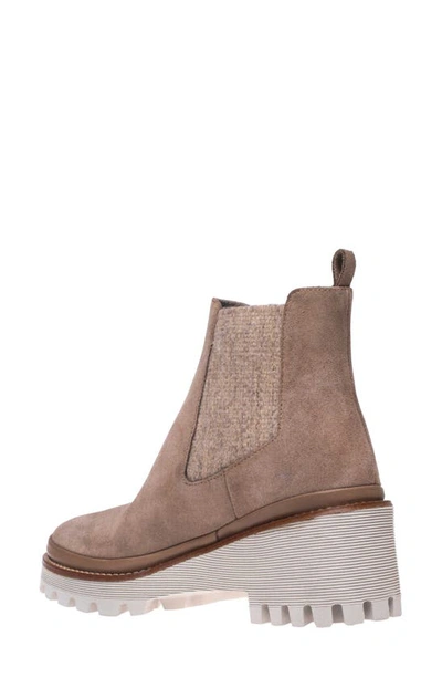 Ron White Emmaline Suede Chelsea Boots In Mink