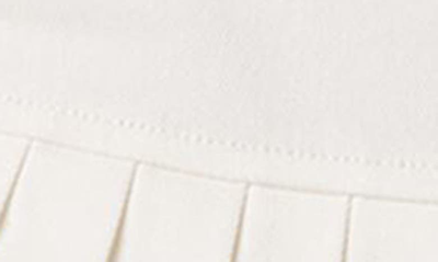 Edikted Donna Denim Pleated Miniskort In White
