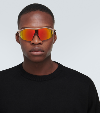 Dior Xplorer M1u Shield Sunglasses In Multicoloured