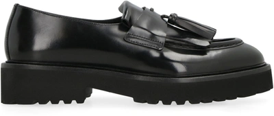 Doucal's Fringed Leather Loafers In Black