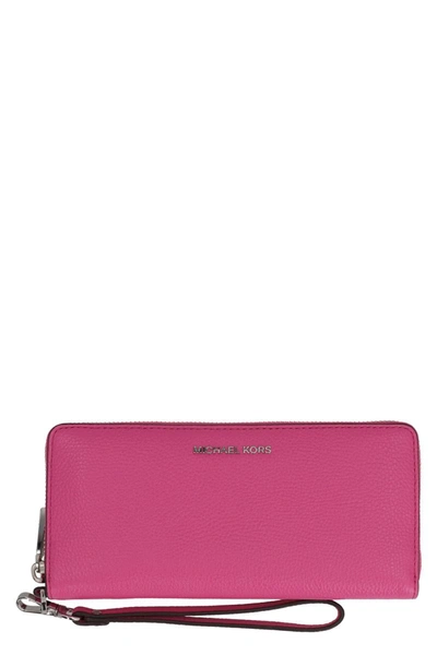 Shop Michael Michael Kors Jet Set Continental Leather Wallet In Pink