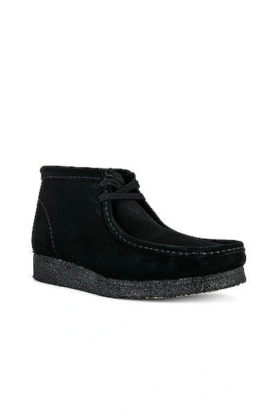 Clarks Wallabee Suede Boot In Black