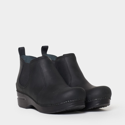 Dansko Ankle Boot With Side Elastics In Black Oiled Leather In Black
