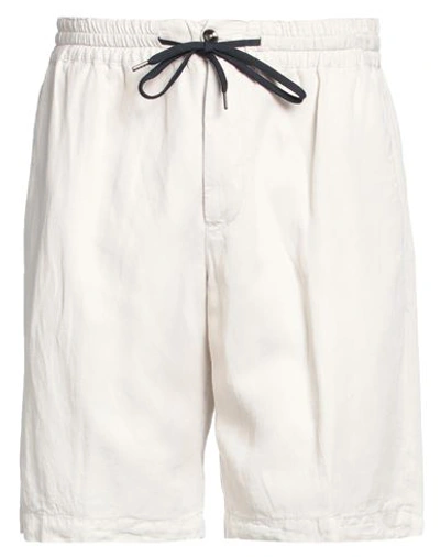 Shop Pt Torino Man Shorts & Bermuda Shorts Off White Size 32 Lyocell, Linen, Cotton