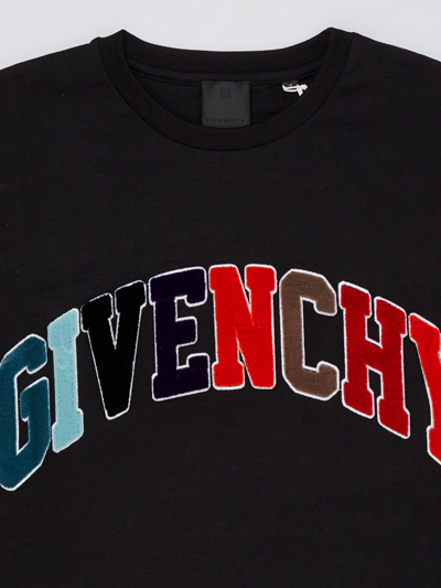 Shop Givenchy T-shirt T-shirt In Nero