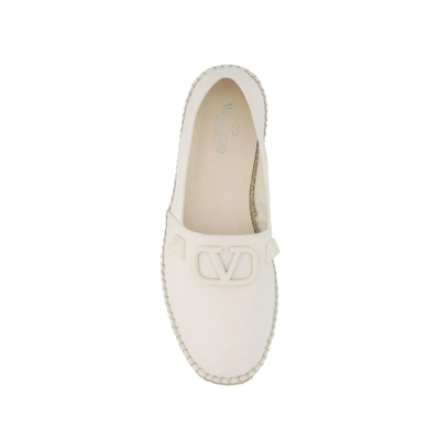 Shop Valentino Vlogo Espadrillas In White