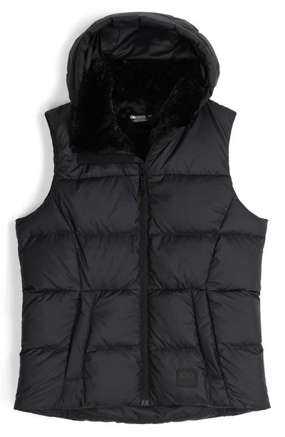 Outdoor Research Coldfront Ii Hooded 700 Fill Power Down Puffer Vest In Black