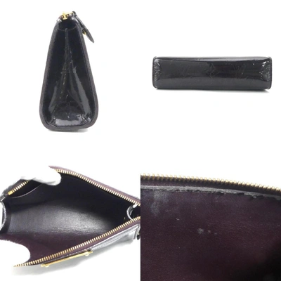 Pre-owned Louis Vuitton Trousse Makeup Purple Patent Leather Clutch Bag ()