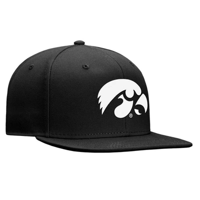 Shop Top Of The World Black Iowa Hawkeyes Dusk Flex Hat