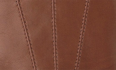 Hestra Nelson Hairsheep Leather Gloves In Chestnut