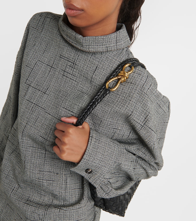 Bottega Veneta Women Andiamo Small Leather Crossbody Bag With Intrecciato Motif In Black