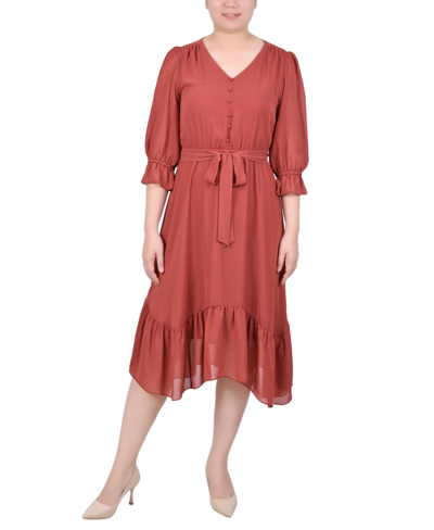 Shop Ny Collection Petite 3/4 Sleeve V-neck Flounced Dress In Marsala