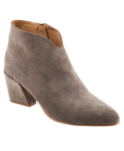 Shop Bueno Women's Sophie Boots In Taupe Suede