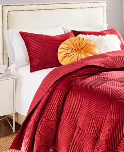 Shop Greenland Home Fashions Riviera Velvet Oversized 2 Piece Quilt Set, Twin/twin Xl In Red