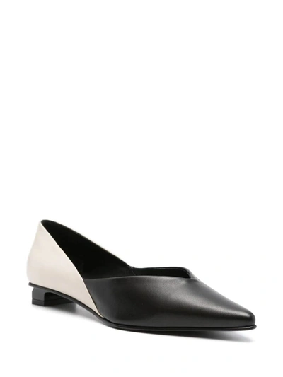 Ami Alexandre Mattiussi Pointed Toe Flat Shoes Black For Women In 001