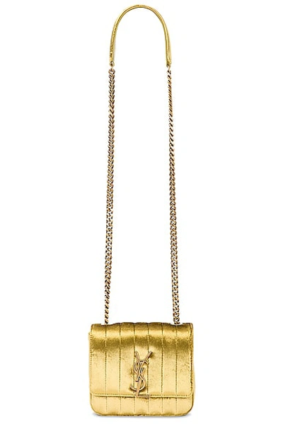 Shop Saint Laurent Small Vicky Chain Bag In Anis