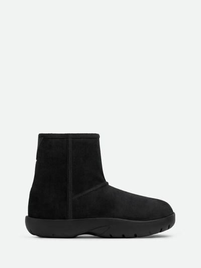 Shop Bottega Veneta `snap` Leather Ankle Boots In Black  