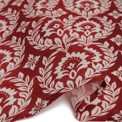 Shop La Doublej Large Napkins Set Of 2 (45x45) In Bordeaux Garland