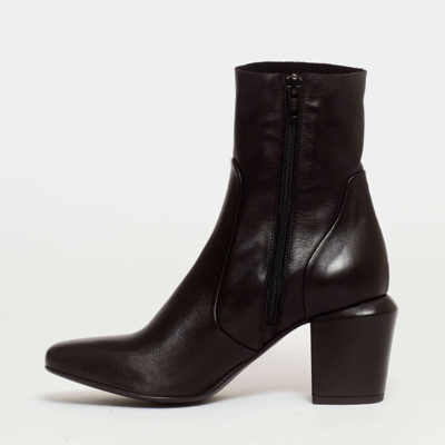Shop Elena Iachi Black Leather Ankle Boots With Internal Zip